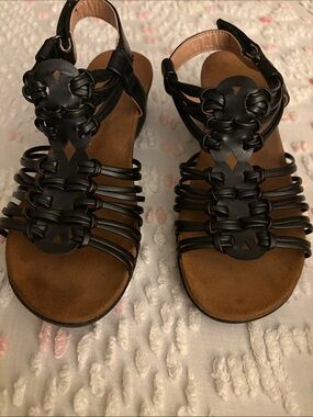 Women’s Black Strappy Gladiator Sandals - Comfortable Casual Style